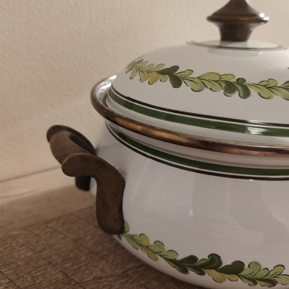 Vintage ASTA Enamelware Pot 7” - Picture 4 of 9